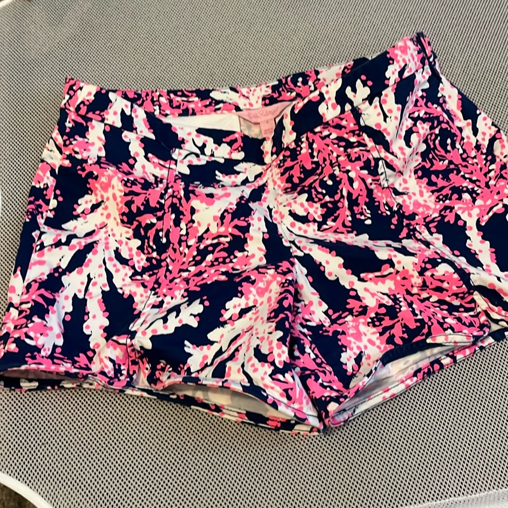 Lily Pulitzer shorts size 4